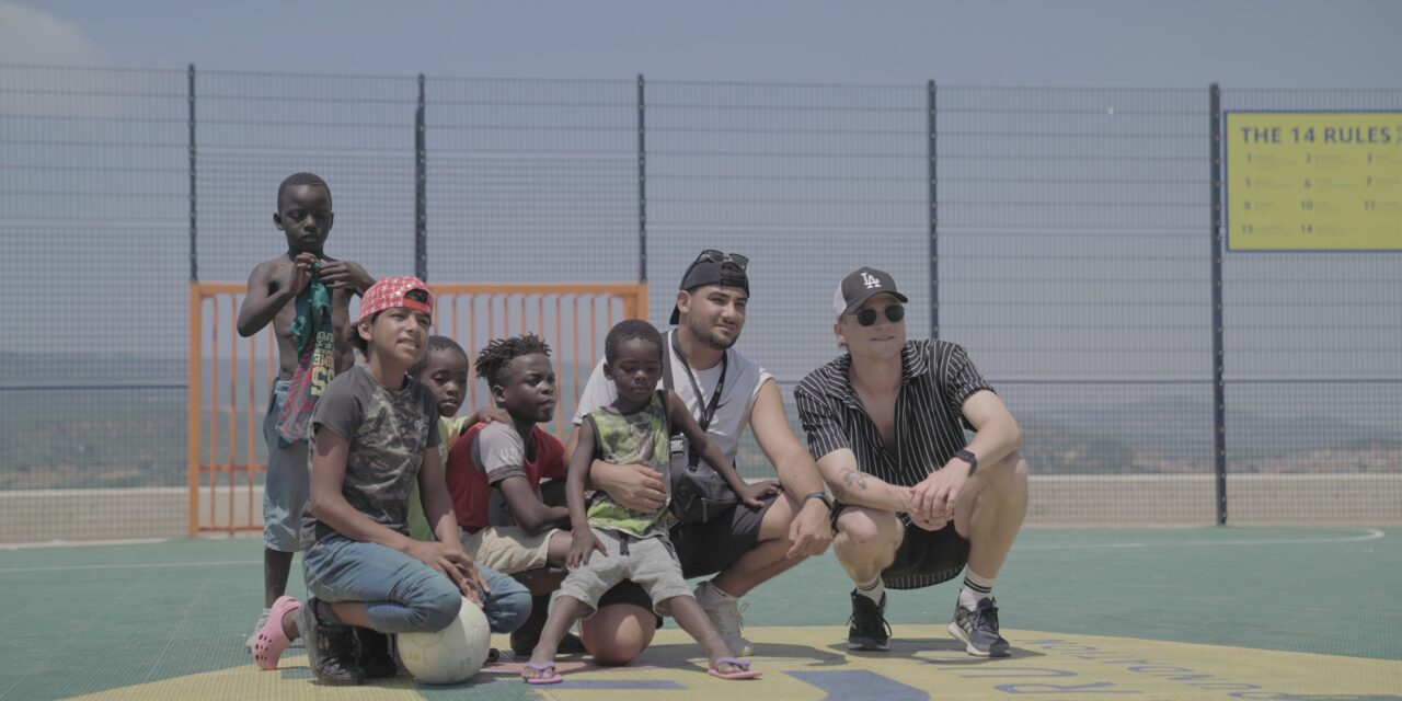 Eerste Cruyff Court in vluchtelingenkamp Lesbos een feit