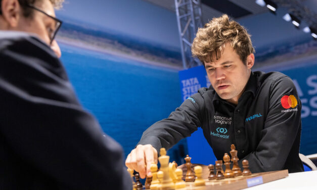 Wereldkampioen Carlsen wint Tata Steel Chess Tournament 2022