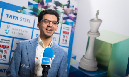 Giri wint 85e editie van Tata Steel Chess Tournament